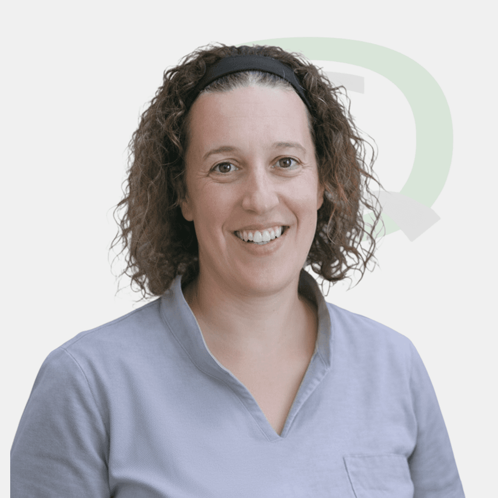 Emma Leirós - Podología General - Centro Clínico Quirúrgico Vigo